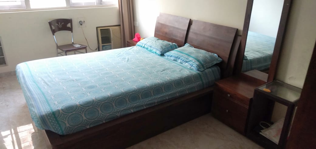 3 BHK Semi Furnished in Twin Star Venus CHS , Cuffe Parade